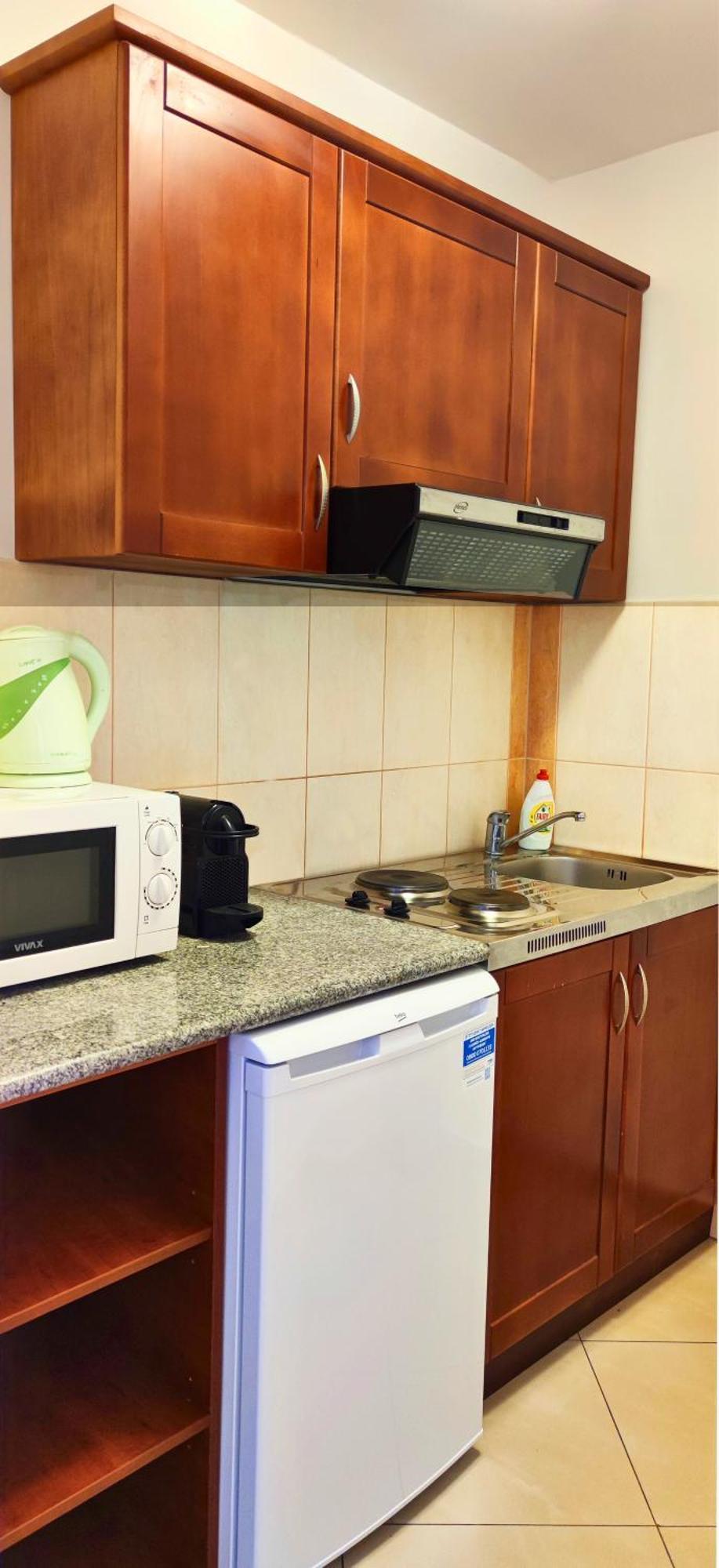 ロシック アパートメンツ ティヴァト 部屋 写真